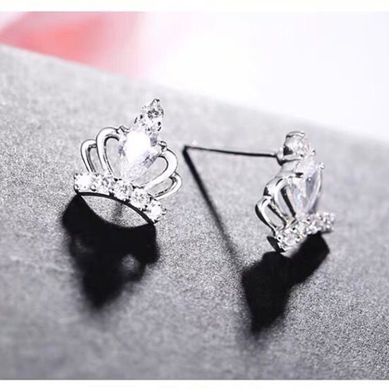 Micro-inlaid princess crown silver pin earrings, white gold and diamonds, small design earrings