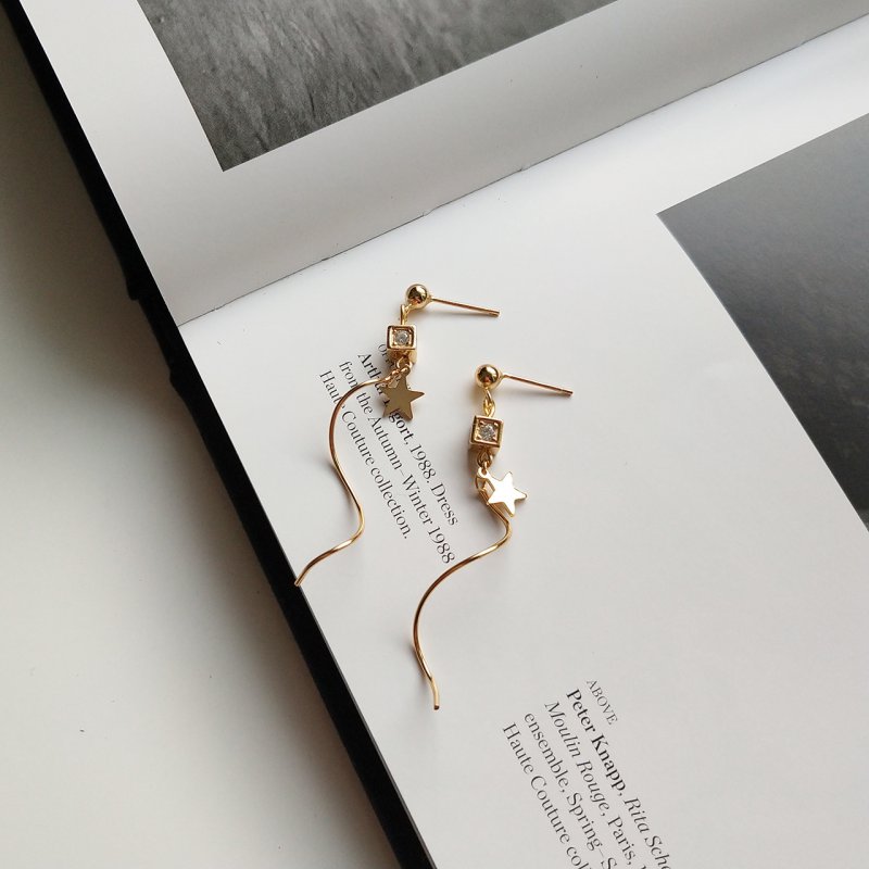 All-match horse 925 sterling silver meteor earrings female temperament earrings fashion short hair earrings