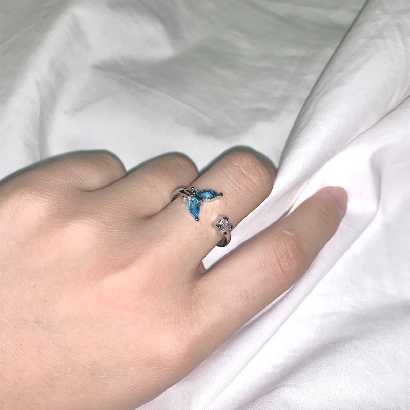 18k white gold light blue diamond horse eye butterfly ring small fresh and sweet opening female ring student jewelry