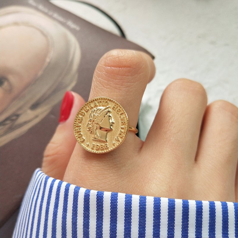 S925 sterling silver golden dollar round coin fashion personality Elizabeth ring