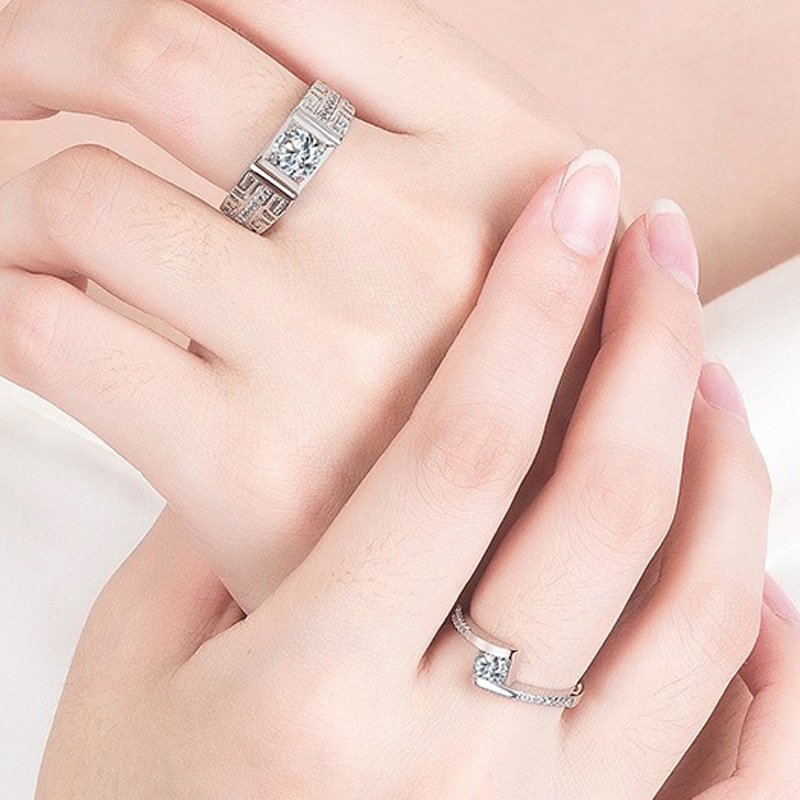 Back to Wan Wen Domineering Men's Ring Couple Ring Men and Women Pair Ring Simple Diamond Ring Valentine's Day Gift