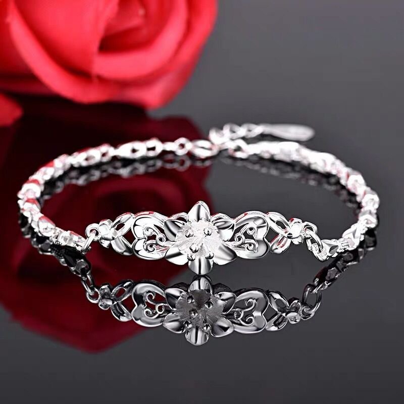 Silver Fashion Butterfly Flower Bracelet Birthday New Year Christmas Gift Bracelet Hand Jewelry