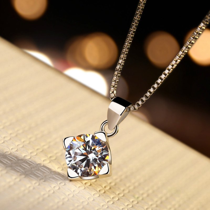 18K White Gold Pendant, Prong Set One-Carat Diamond, Imitation Moissan Diamond Pendant, New Product All-match Single Pendant