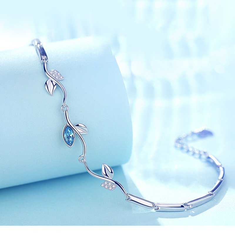 Simple and stylish silver bracelet Sweet Sen blue crystal bracelet female couple girlfriends direct sales